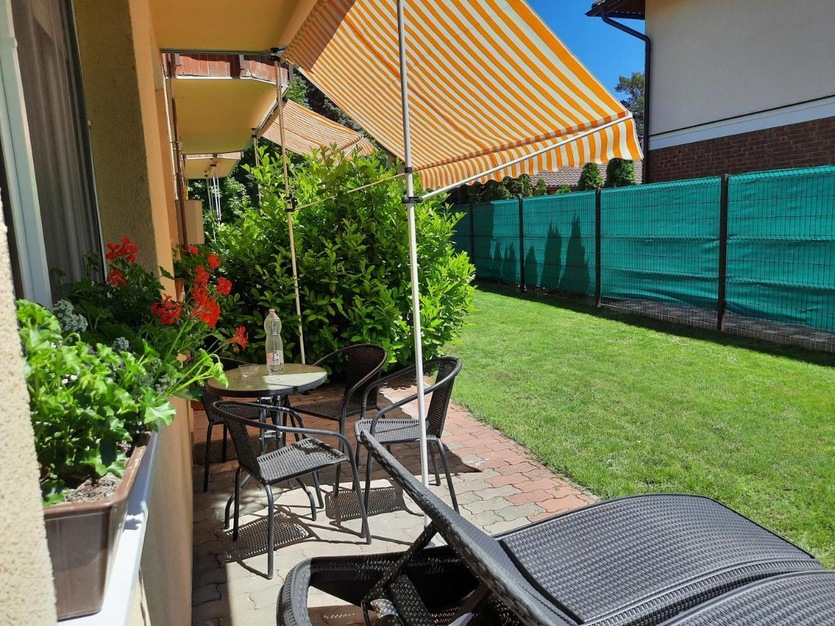 Balatinus Apartmanhaz Siófok Buitenkant foto