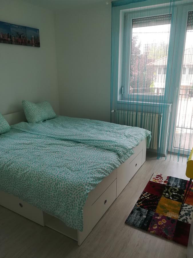 Balatinus Apartmanhaz Siófok Buitenkant foto