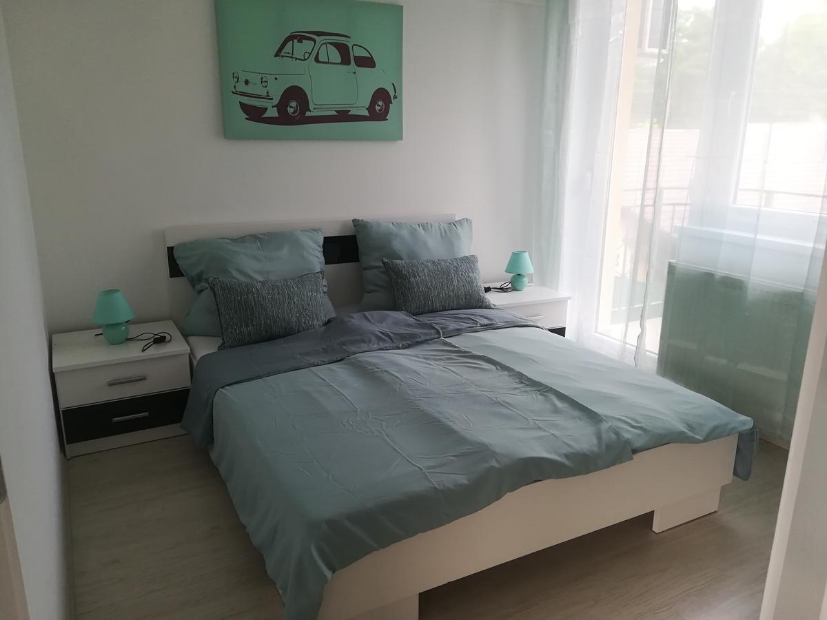 Balatinus Apartmanhaz Siófok Buitenkant foto